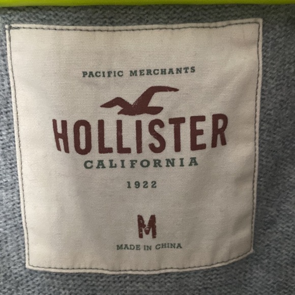 Grey and navy blue button up cardigan. Hollister. Size M. - Picture 4 of 4